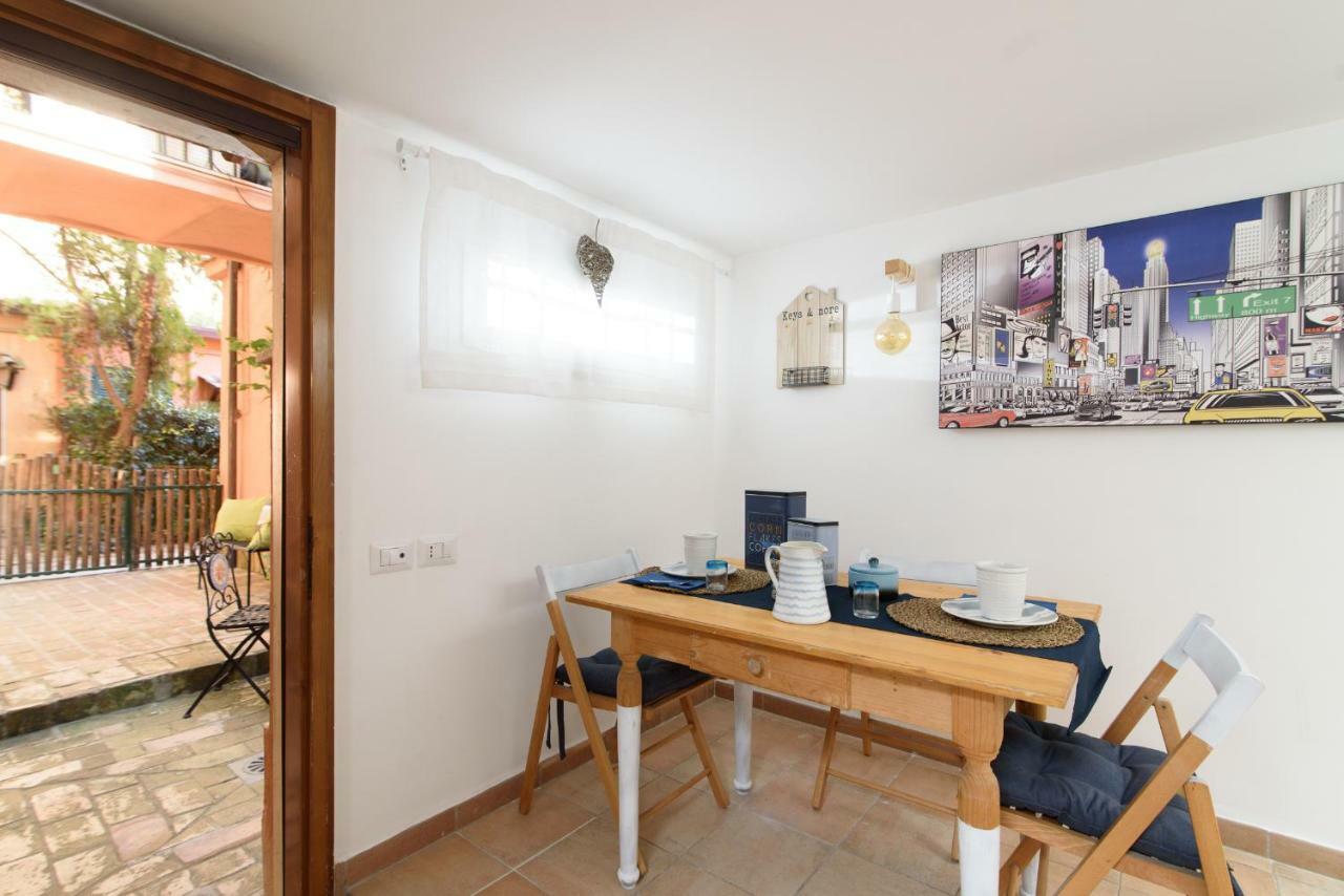 Lovely With Garden In Vatican Museums Trastevere Apartment Rome Bagian luar foto